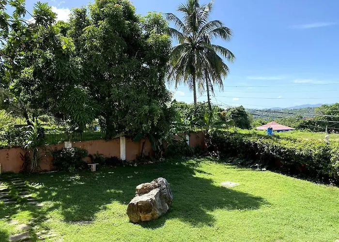 Yanceylargoestate 2br With Mountain Views Villa Montego Bay